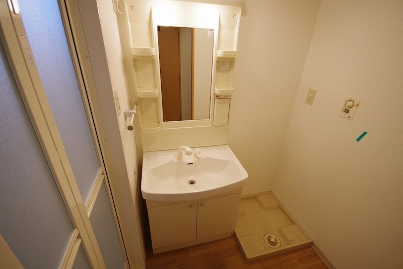 洗面設備　※別号室の写真使用中