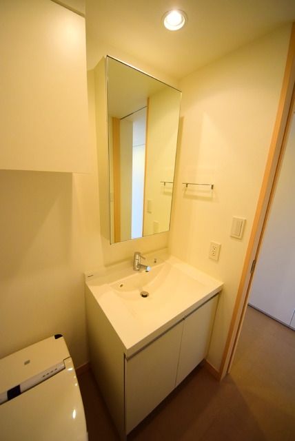 洗面設備　同物件別部屋写真