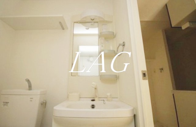 洗面設備　洗面台です。