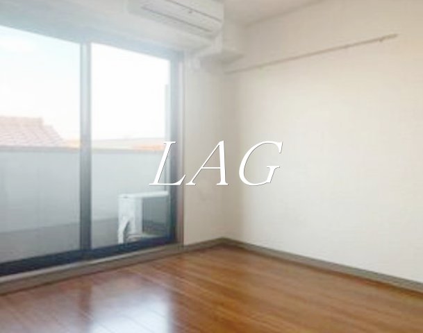 居室・リビング　洋室のお部屋(同仕様)です。