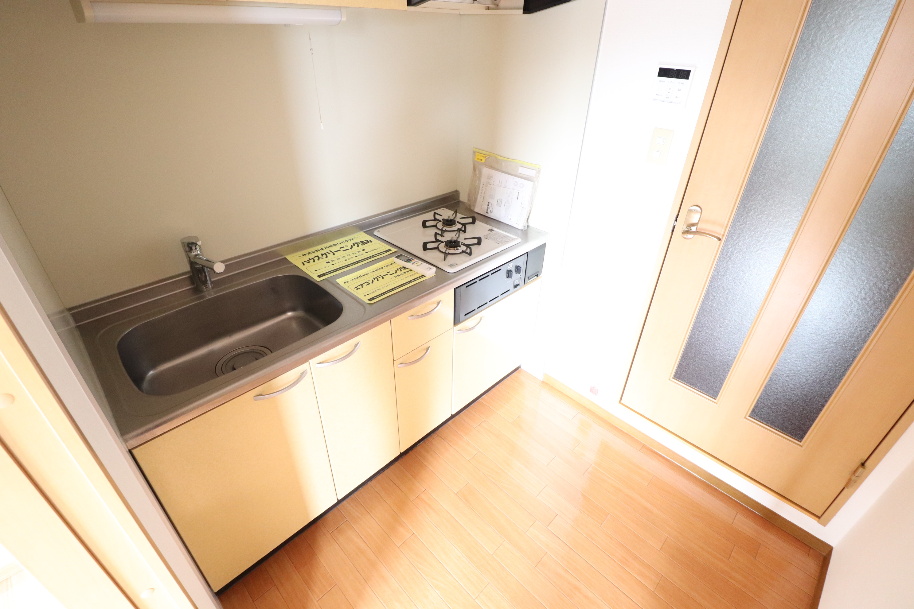 キッチン　嬉しいコンロ付きのキッチン♪