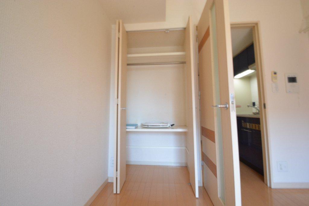 収納　クローゼット