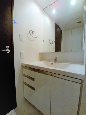 洗面設備　独立洗面台【パークアクシス本郷の杜】