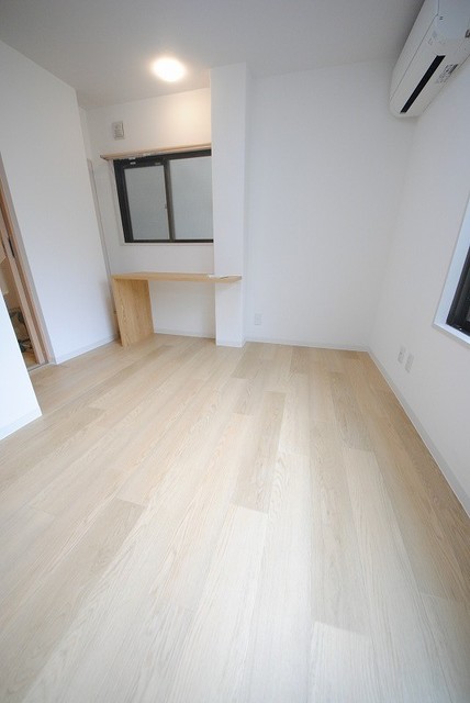 居室・リビング　写真は１０３号室