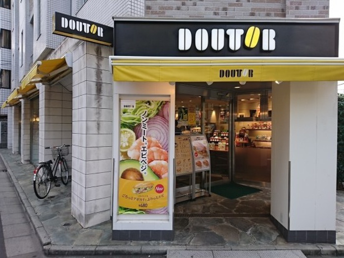 飲食店　ドトールコーヒーショップ 千駄ヶ谷１丁目店（飲食店）まで190m