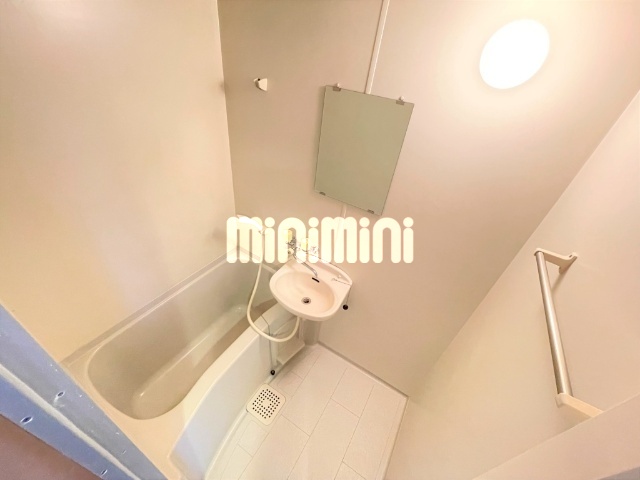 バス・シャワールーム　※別部屋　反転タイプ