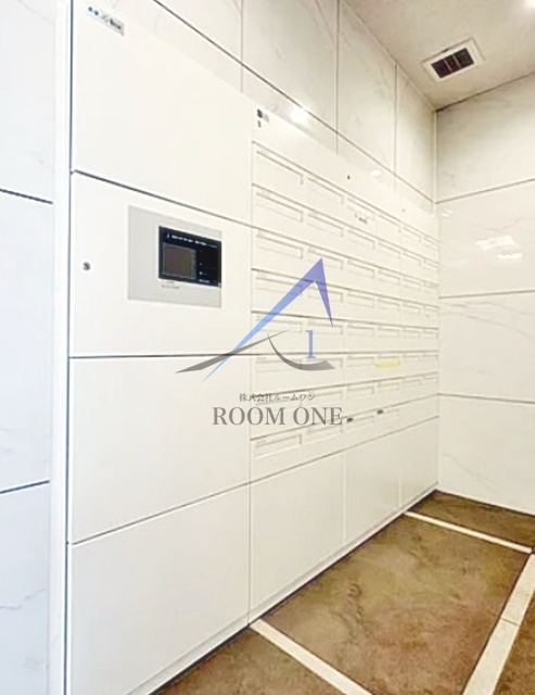 その他共有部分　宅配ボックスと集合ポストです。