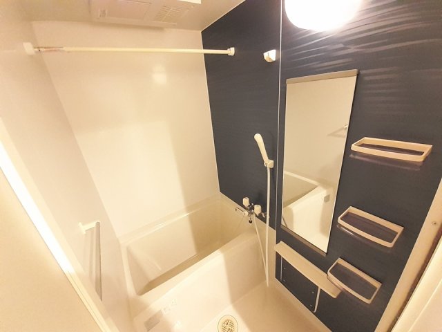 バス・シャワールーム　お風呂で日々の疲れを落としましょう