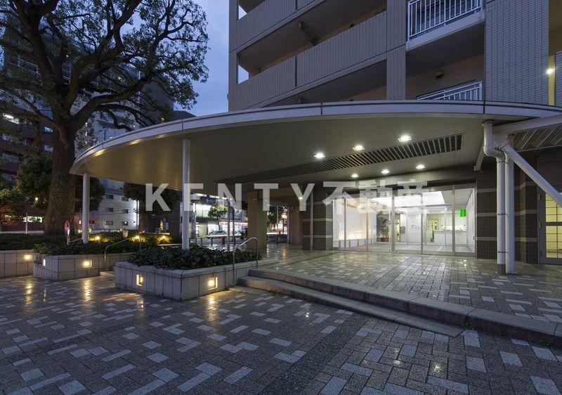 エントランス　清潔なエントランスです