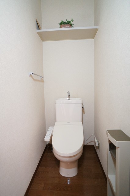 トイレ　洗浄便座付です！毎日清潔・快適にお過ごしいただけます♪