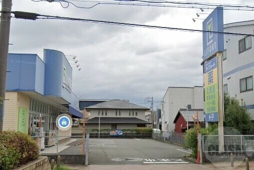 ドラックストア　ドラッグストアライフォート正雀店（ドラッグストア）まで373m