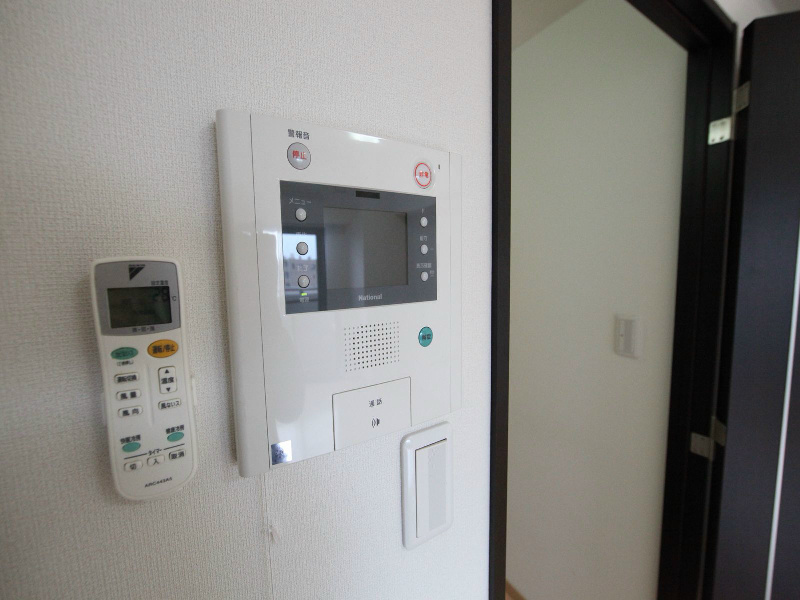 セキュリティ　セキュリティ　TVモニター付インターホン