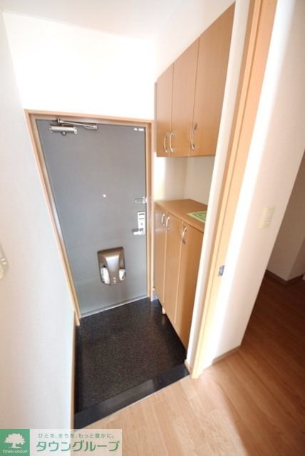 玄関　お問合せはタウンハウジングまで！※現地待合わせ相談可能