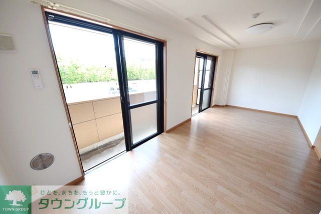 居室・リビング　お問合せはタウンハウジングまで！※現地待合わせ相談可能