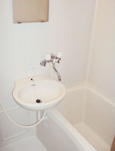 バス・シャワールーム　人気のバストイレ別♪