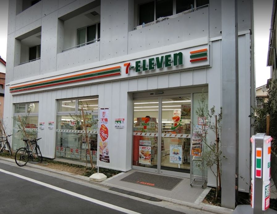 コンビニ　セブンイレブン 世田谷経堂すずらん通り店（コンビニ）まで165m