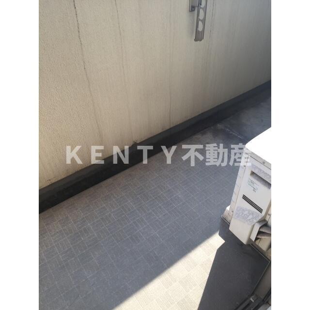 バルコニー　お洗濯にも便利なバルコニー付き