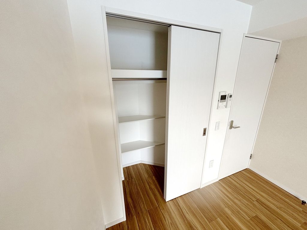 収納　※別部屋参考写真です