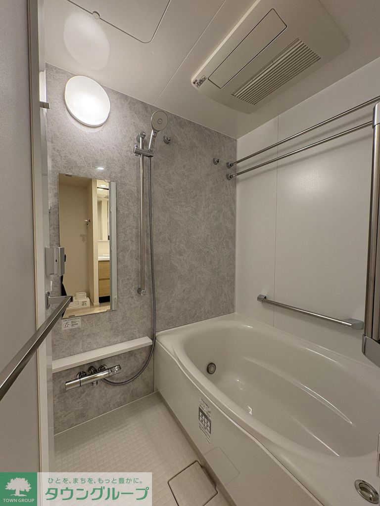 バス・シャワールーム　バス