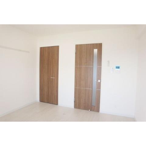 居室・リビング　室内