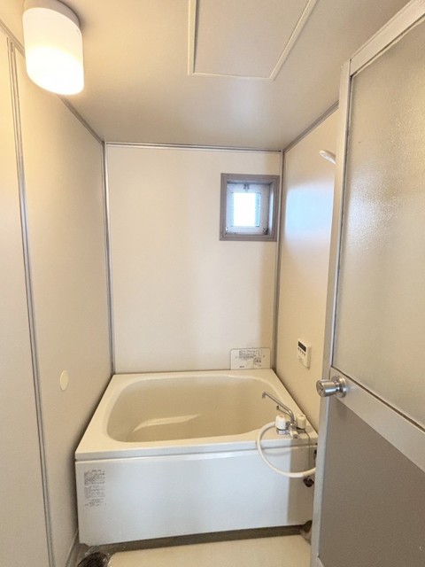 バス・シャワールーム　【浴室】追い焚き機能付