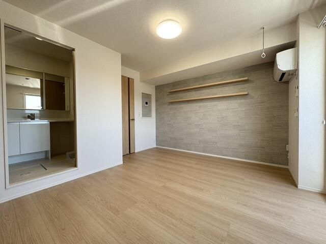 居室・リビング　写真は別の部屋のものです。