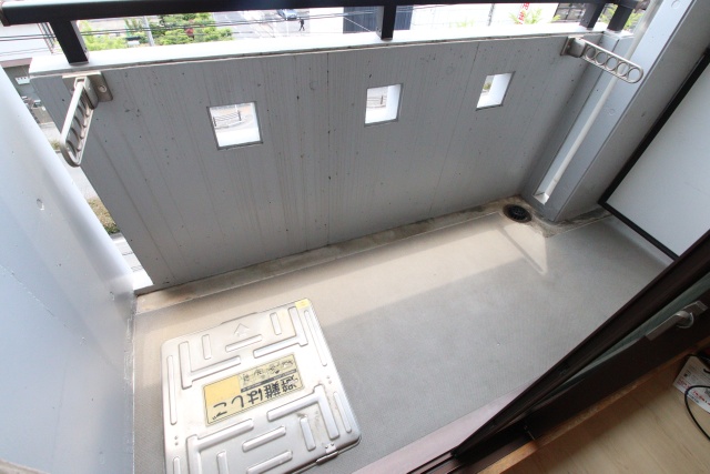 バルコニー　※別室の参考写真の為、現況優先です。