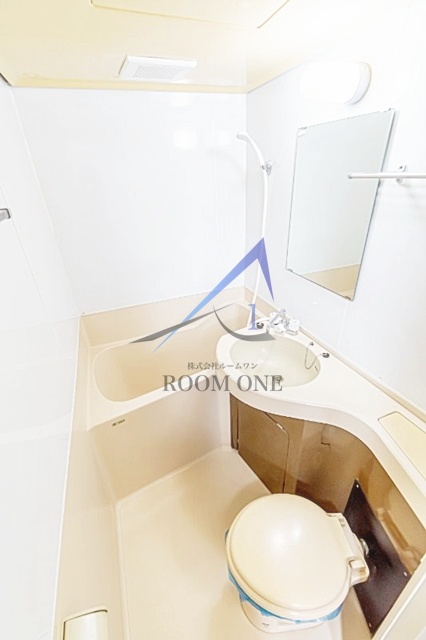 バス・シャワールーム　お風呂です。