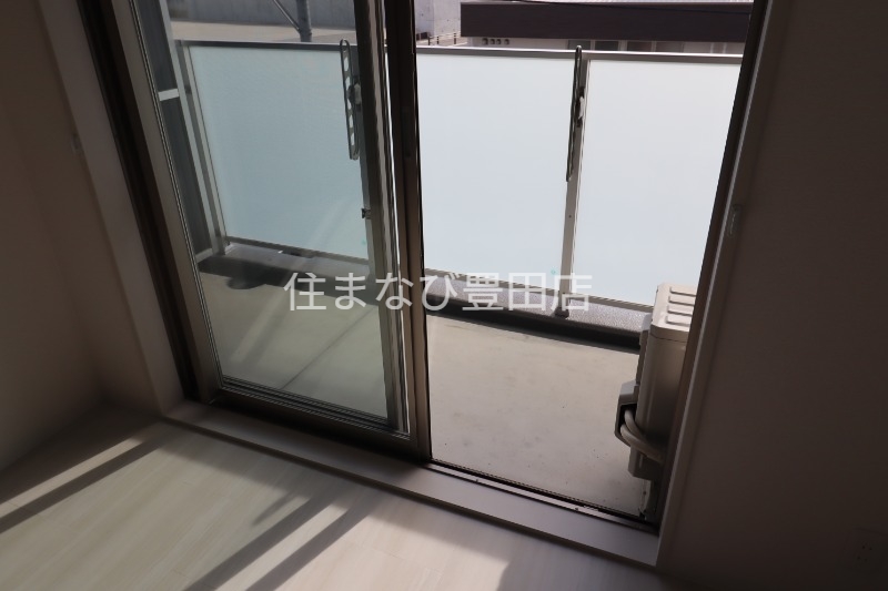 バルコニー　同型別部屋写真