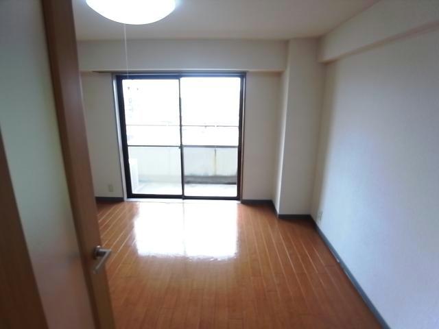 居室・リビング　別室参照