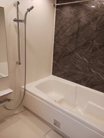 バス・シャワールーム　お風呂です