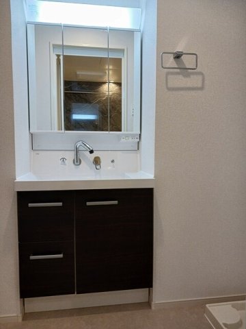 洗面設備　脱衣スペースもあります