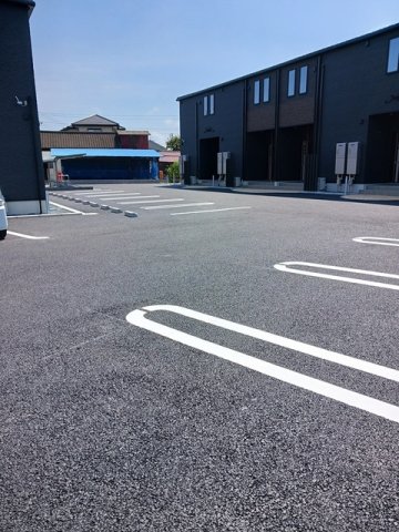 駐車場　駐車場完備です