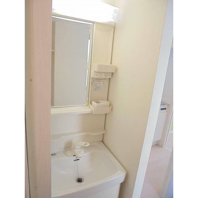 洗面設備　（別タイプ参考写真）ウィンレックス田端　荒川区東尾久4