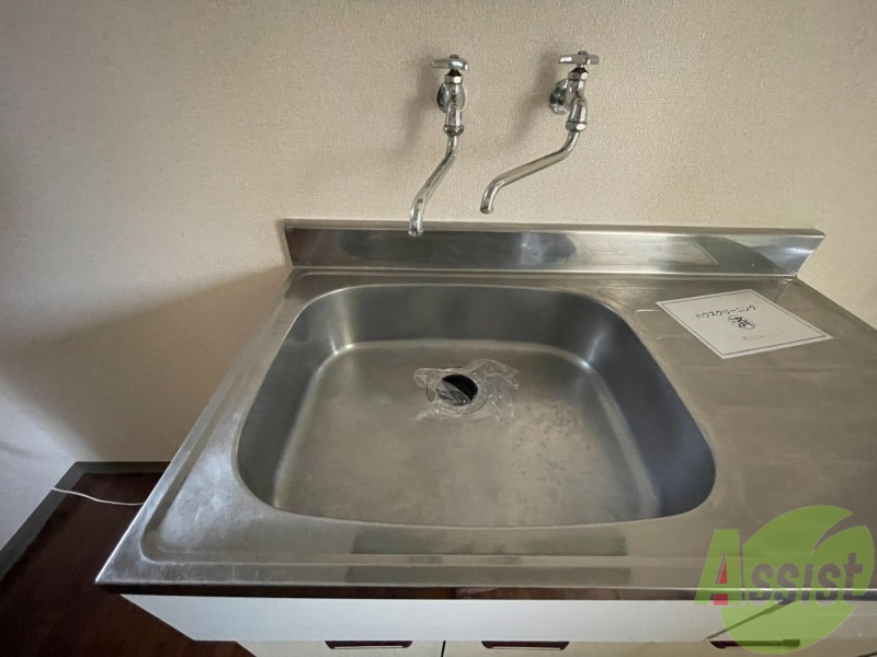 洗面設備　洗面台はこちら。朝の身支度はここでばっちり。