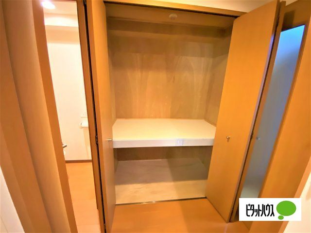 収納　同物件別部屋