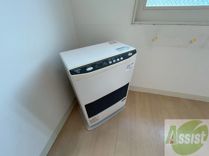 その他設備　灯油暖房です。札幌の寒い冬もこれで大丈夫！