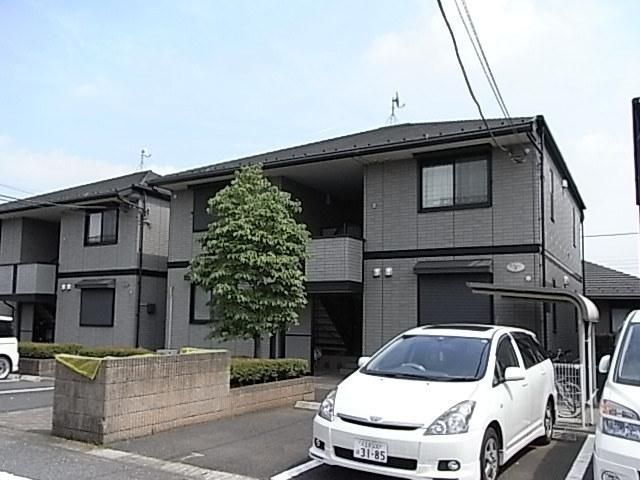 エントランス　☆角棟に駐車場あり☆