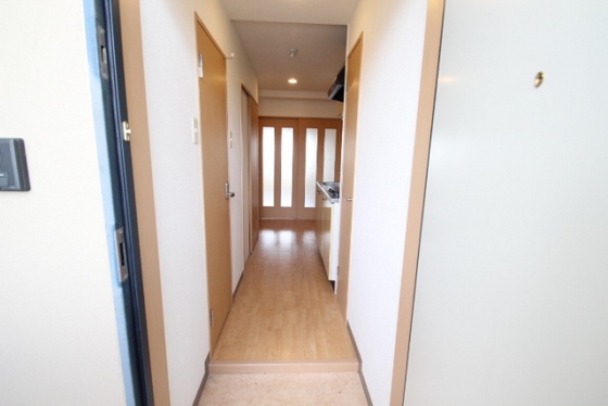 玄関　※別室の写真です