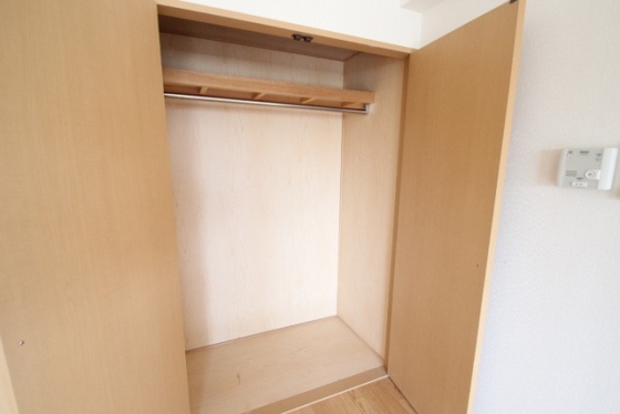 収納　※別室の写真です
