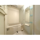 バス・シャワールーム　浴室乾燥機つきで便利♪