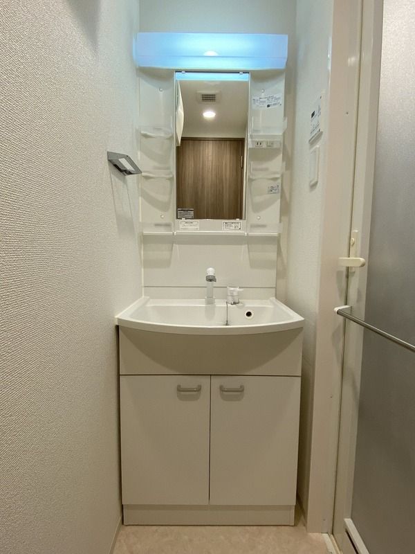 洗面設備　（別タイプ参考写真）フェルクルールプレスト池袋WEST　板橋