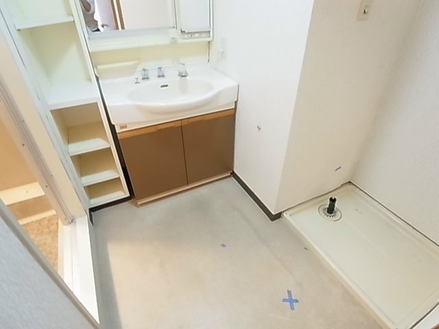 洗面設備　同仕様物件写真