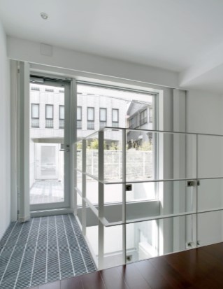 バルコニー　※別部屋参考写真のため内観についてはお問い合わせください※