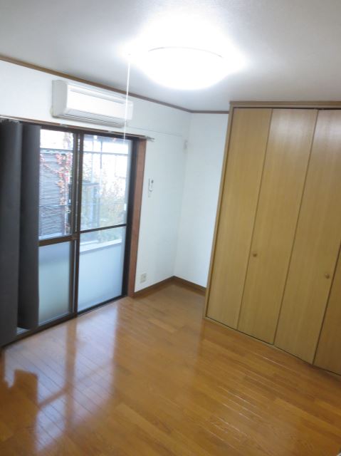 居室・リビング　フローリング☆