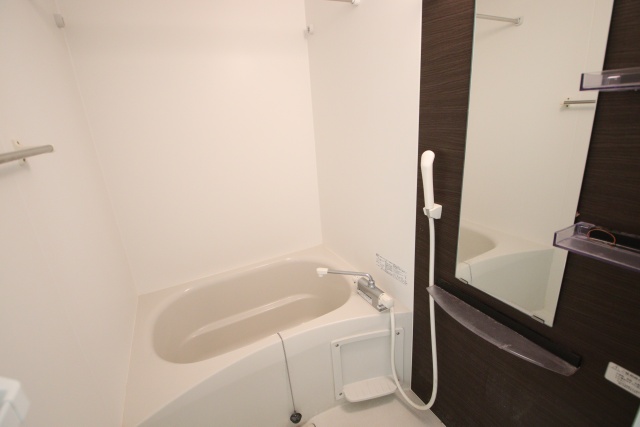 バス・シャワールーム　※別室の参考写真の為、現況優先です。