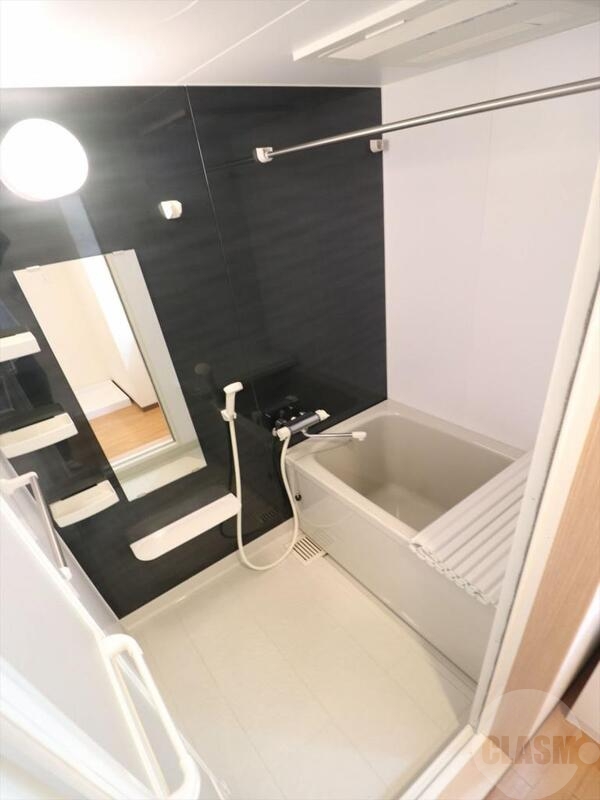 バス・シャワールーム　バスルーム