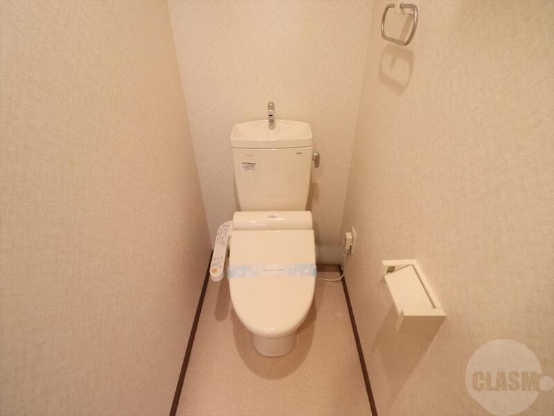 トイレ　温水洗浄便座