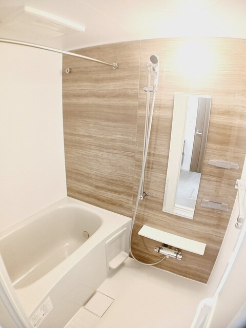 バス・シャワールーム　バス