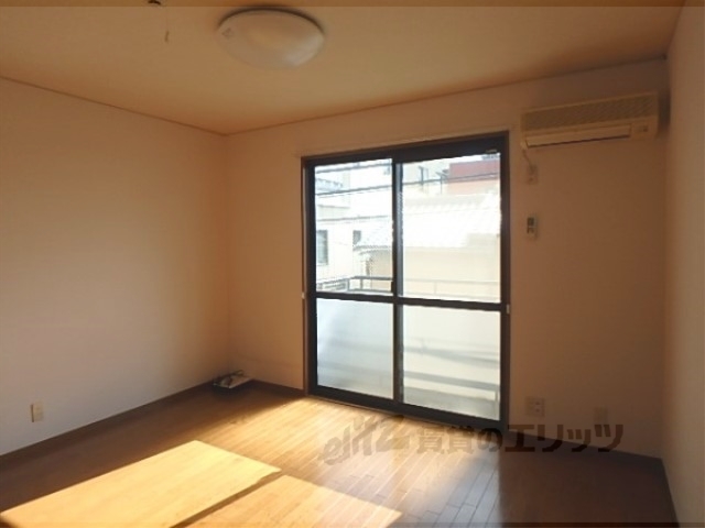 居室・リビング　洋室